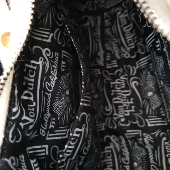 NWT Von Dutch Orange and White Logo Shoulder Bag - Picture 5 of 7